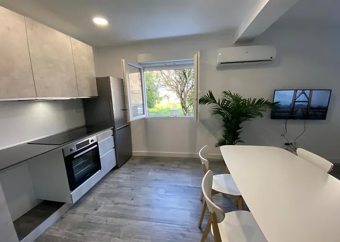 Design Club Σανταντέρ