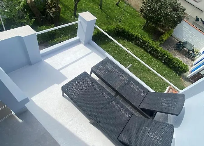 Design Club * Σανταντέρ